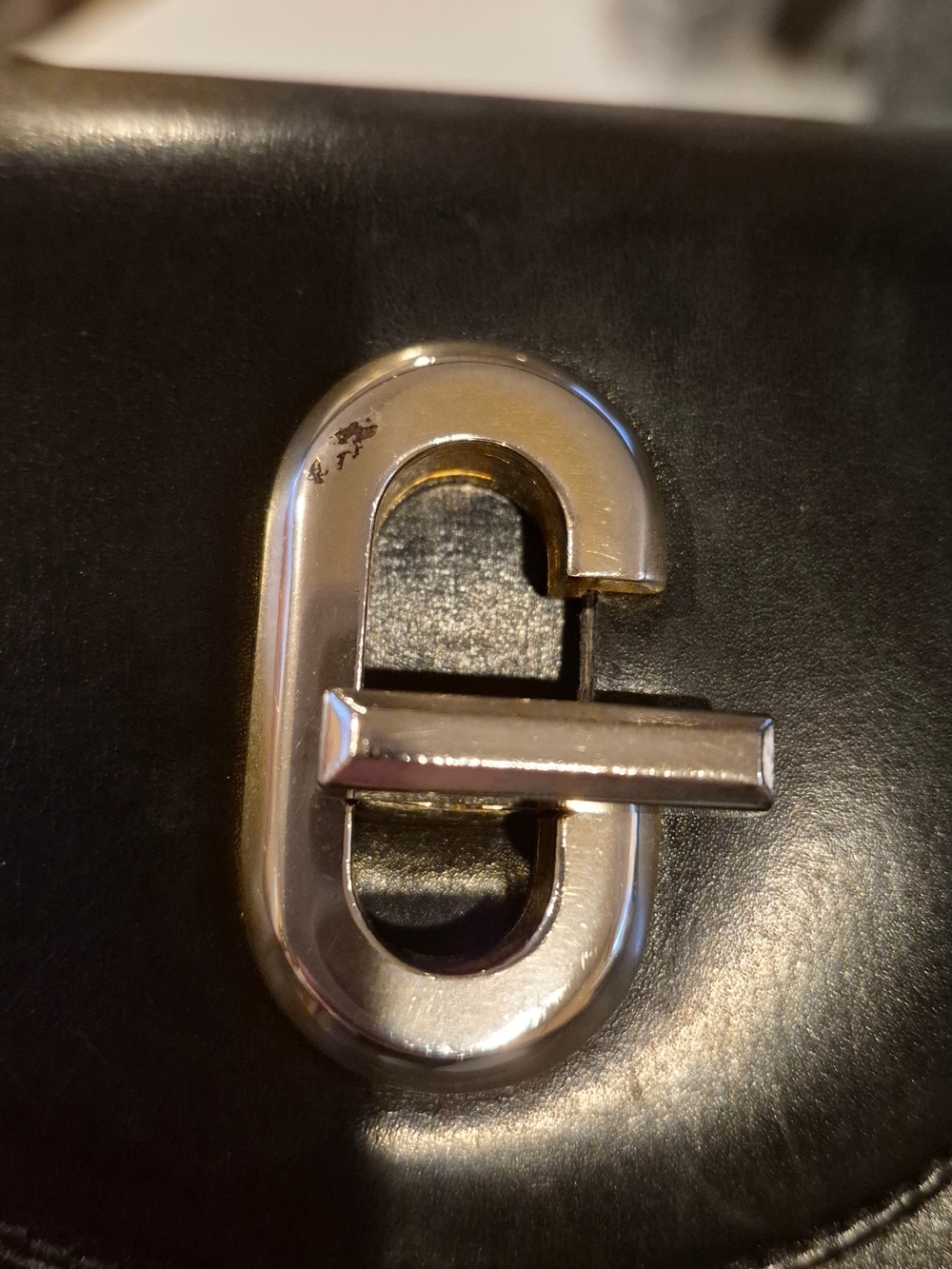Vintage Gucci G Turn-Lock Black Shoulder Bag - Picture 6 of 12